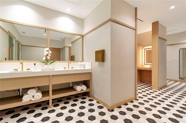 Building Photo - 3101 Bayshore Blvd