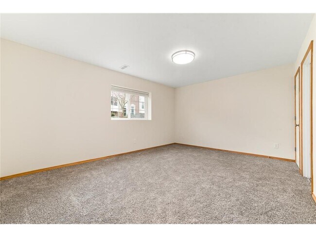 Building Photo - 15726 Frisian Ln