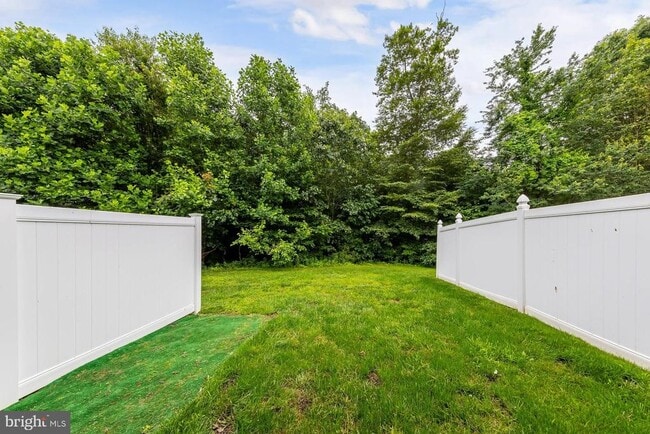 Building Photo - 372 Concetta Dr