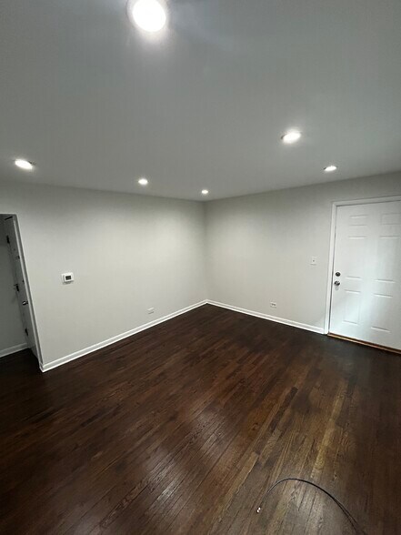 Building Photo - 7204 W 53rd St