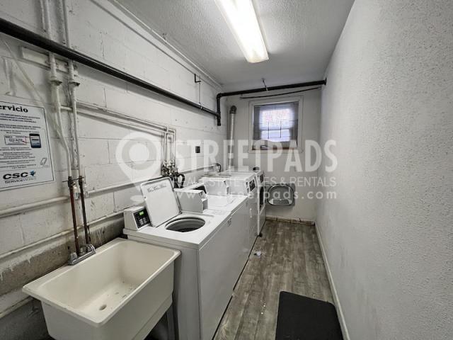 Building Photo - 1 bedroom in Boston MA 02131