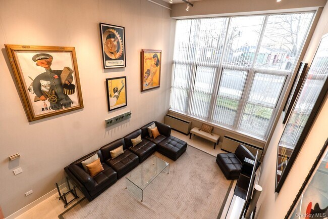 Building Photo - 1 Landmark Sq