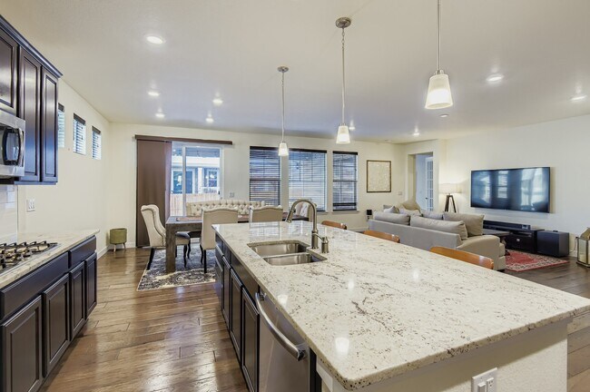 Building Photo - 14502 Salvador Cir