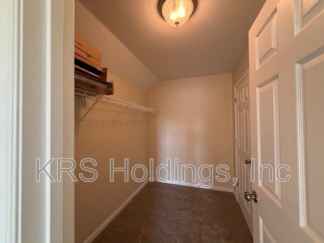 Building Photo - 13 Hampshire Glen Pkwy