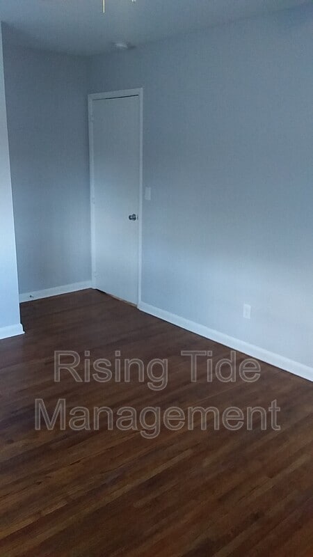 Building Photo - 7016 Briarwood Ln