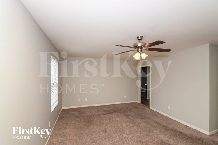 Building Photo - 11462 Walden Trce