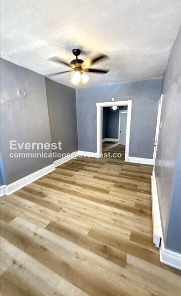 Building Photo - 3722 Fairview Ave