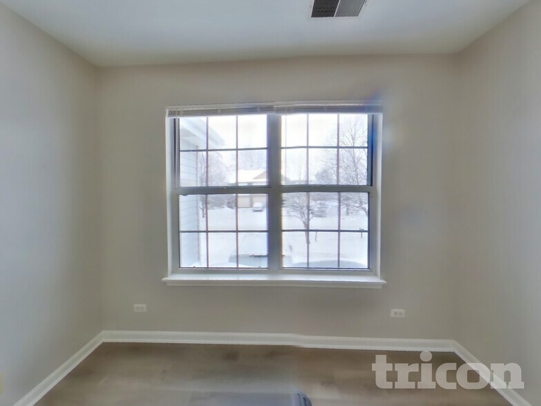 Building Photo - 436 Gloria Ln