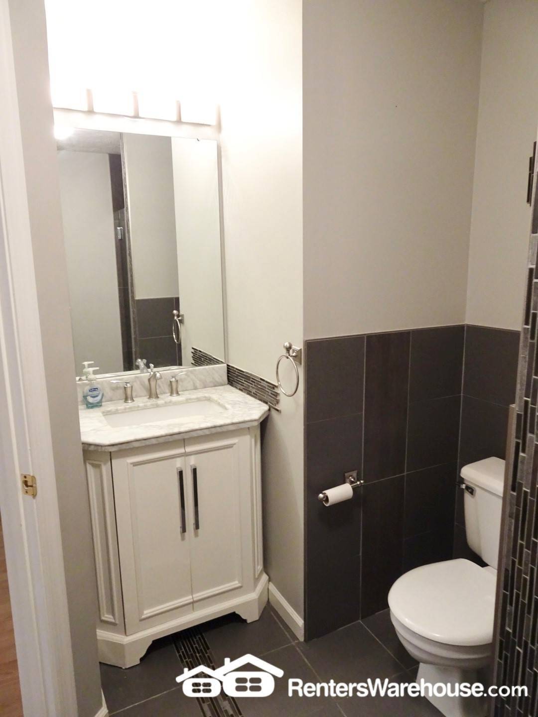 Building Photo - 7906 Valley Manor Rd