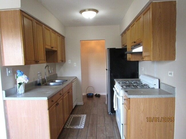 Building Photo - 1156 Copperfield Ln