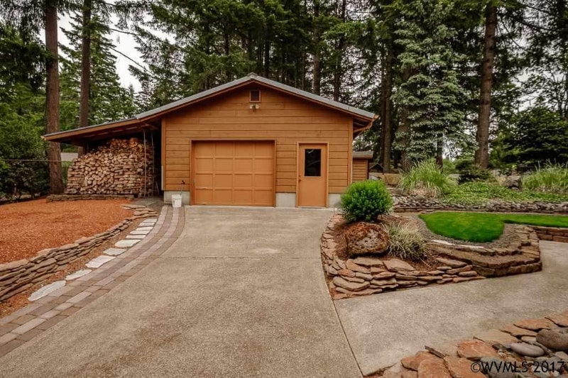 Building Photo - 5919 NW Pinewood Pl