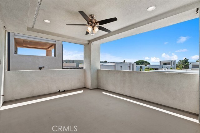 Building Photo - 112 Menkar