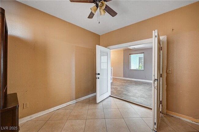 Building Photo - 5674 Diamond Palm Ct