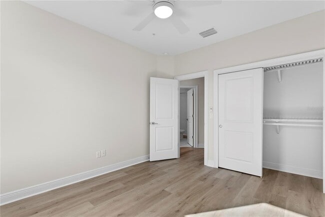 Building Photo - 208 W Frances Ave