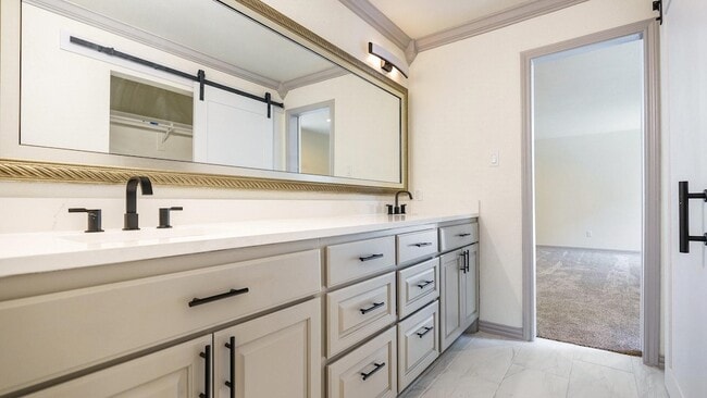 Building Photo - 2616 Ellis Ct