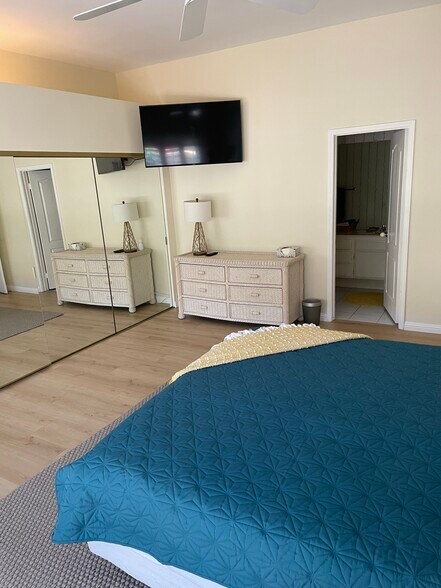 Building Photo - 45 Pebble Beach Dr