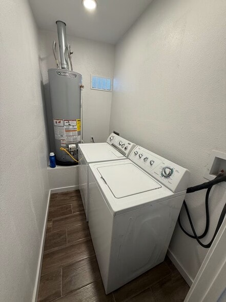 Building Photo - 3711 Nashville Ave