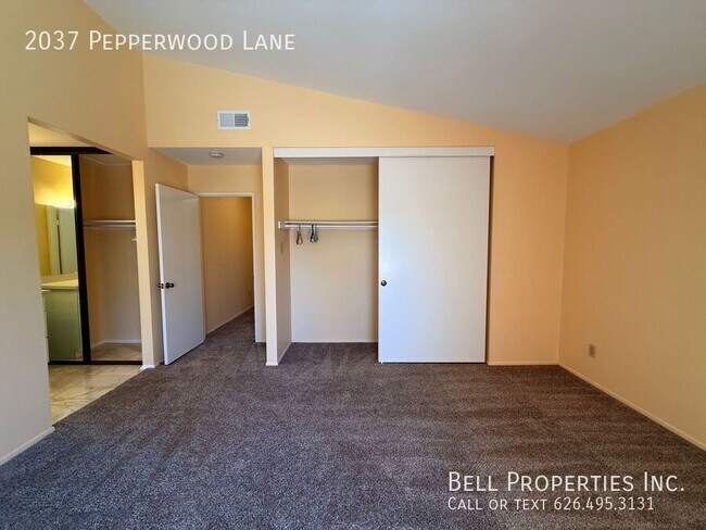 Building Photo - 2037 Pepperwood Ln
