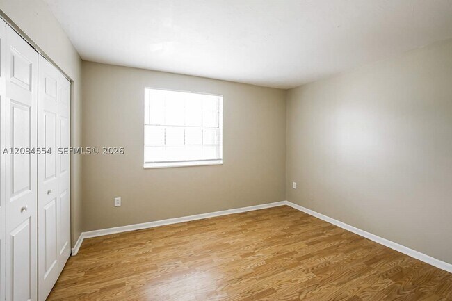 Building Photo - 13995 Langley Pl