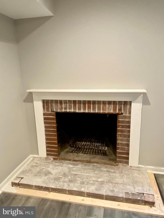 Building Photo - 2402 Winterbridge Ln