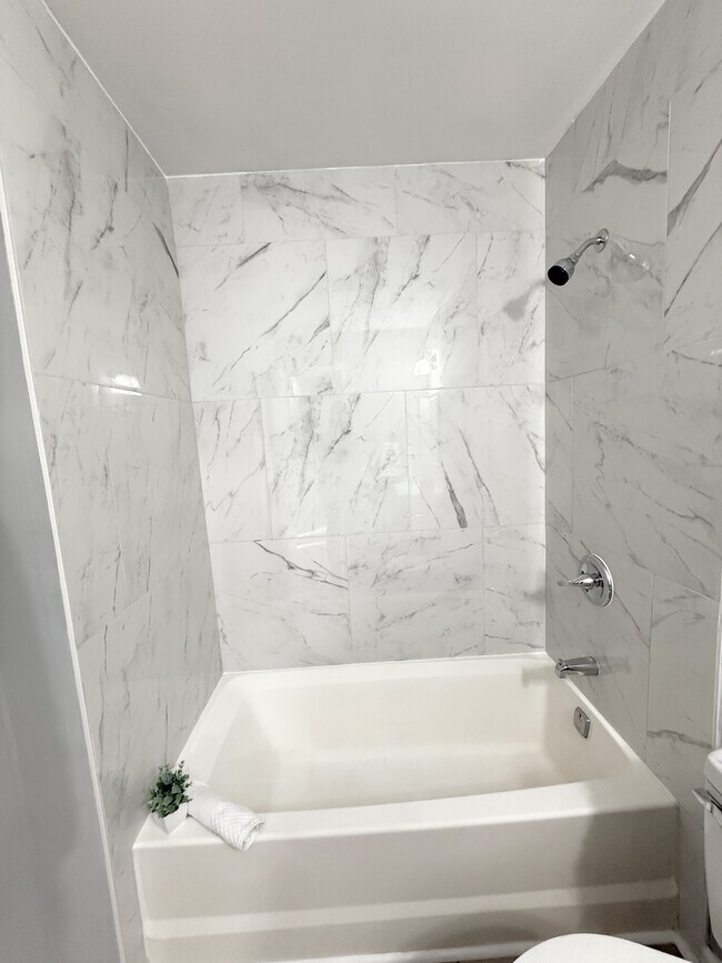 Building Photo - 506 Idlewood Cir