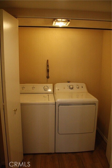 Building Photo - 280 Evergreen Ct