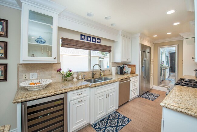Building Photo - Welcome to Newport Beach