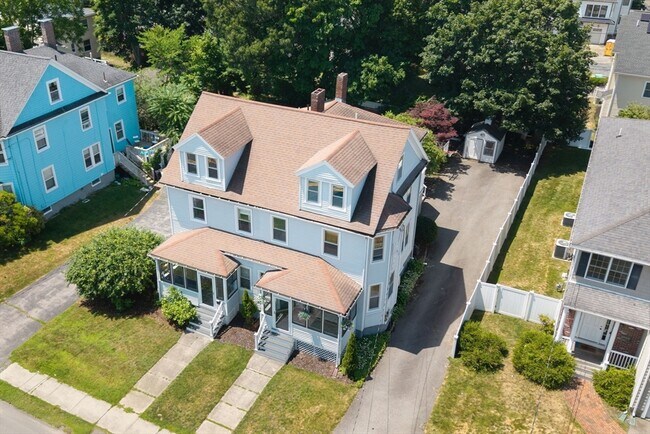 Building Photo - 309 Hillside Ave