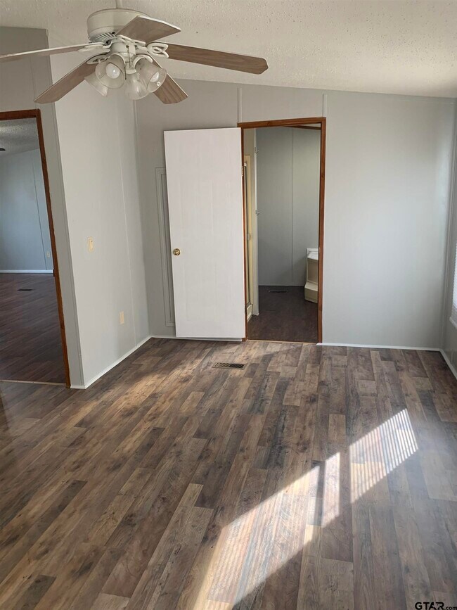 Building Photo - 12859 FM 2710