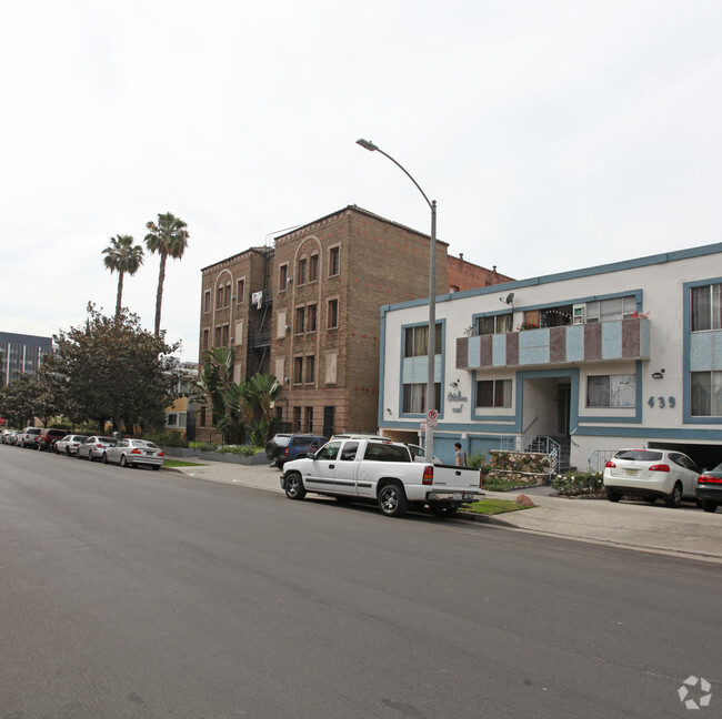 Catalina Apartments Los Angeles