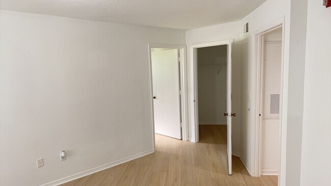 Building Photo - Ground-Floor 2 Bed, 2 Bath Condo in Bermuda Dunes Newly Remodeled