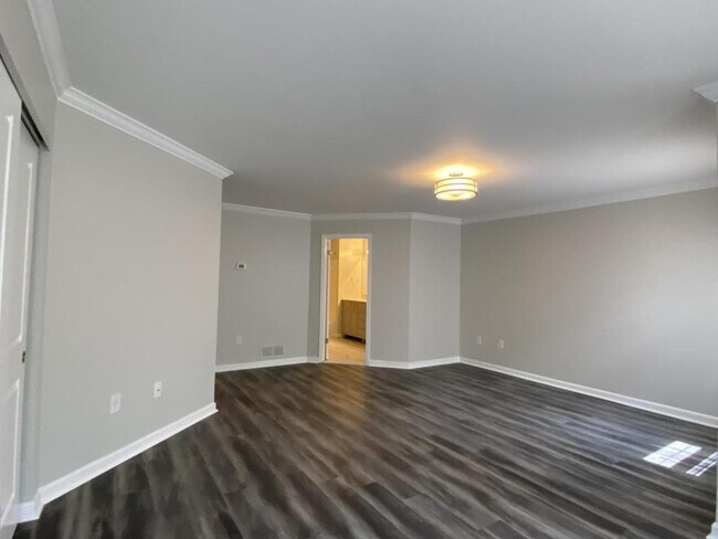 Building Photo - 8802 Gilly Way