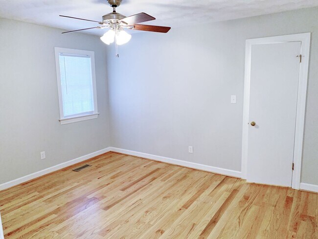 Building Photo - 103 Stancil Dr.