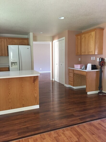 Building Photo - 13918 NE 78th St