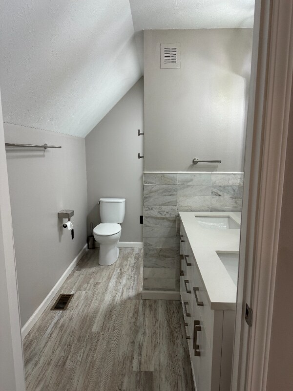 Building Photo - 4033 Sherwood Forest Dr