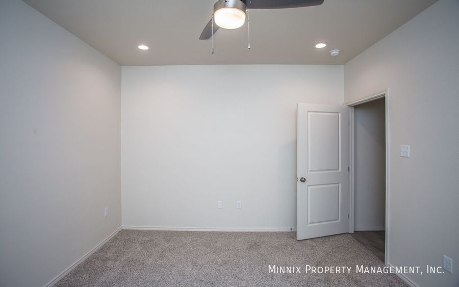 Building Photo - 2608 136th St