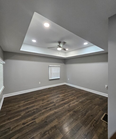 Building Photo - 16 Johnson Rd NW