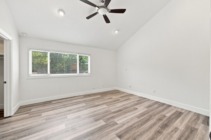 Building Photo - 17006 Countrypark Ln