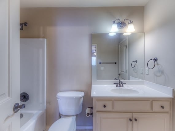 Building Photo - 8680 East 105th Ct S