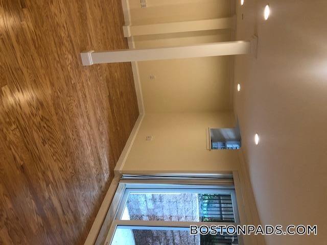 Building Photo - 22 Chauncy St