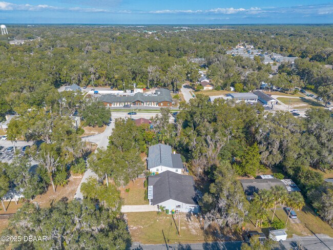 Building Photo - 109 S Colorado Ave