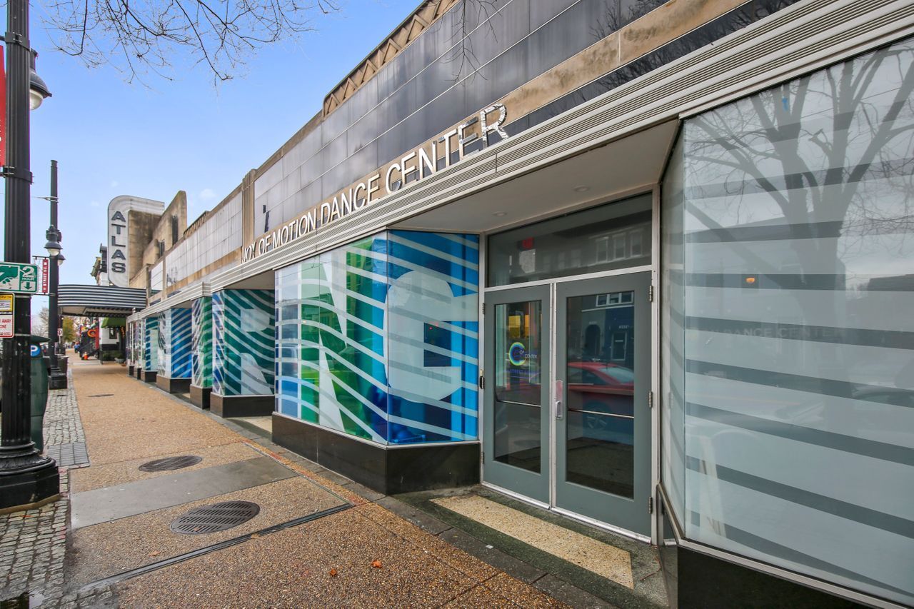 Building Photo - 1110 3rd St NE