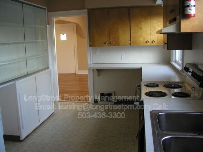 Building Photo - 6325 N Maryland Ave
