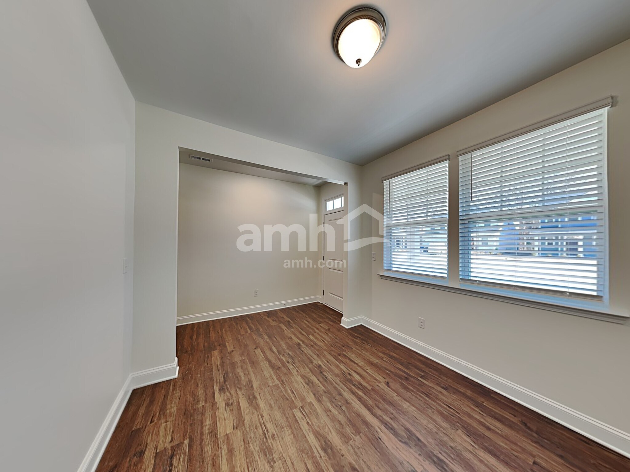 Building Photo - 7112 Garrett Ct