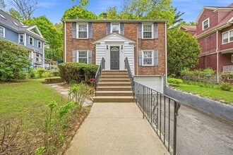 Building Photo - 33 Harvard St