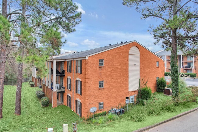 Exterior - Residence at Riverside Row