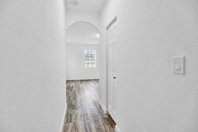 Building Photo - 9081 SW 169th Ct