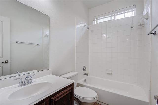 Building Photo - 516 Byron Nelson Dr