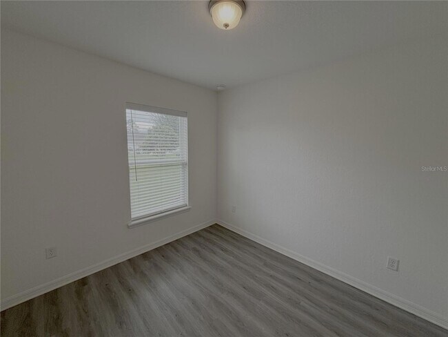 Building Photo - 103 Marion Oaks Dr
