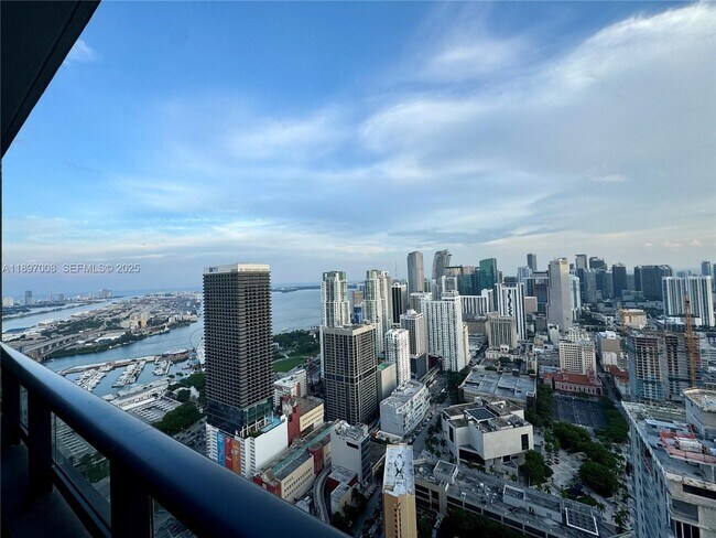 Building Photo - 159 NE 6th St